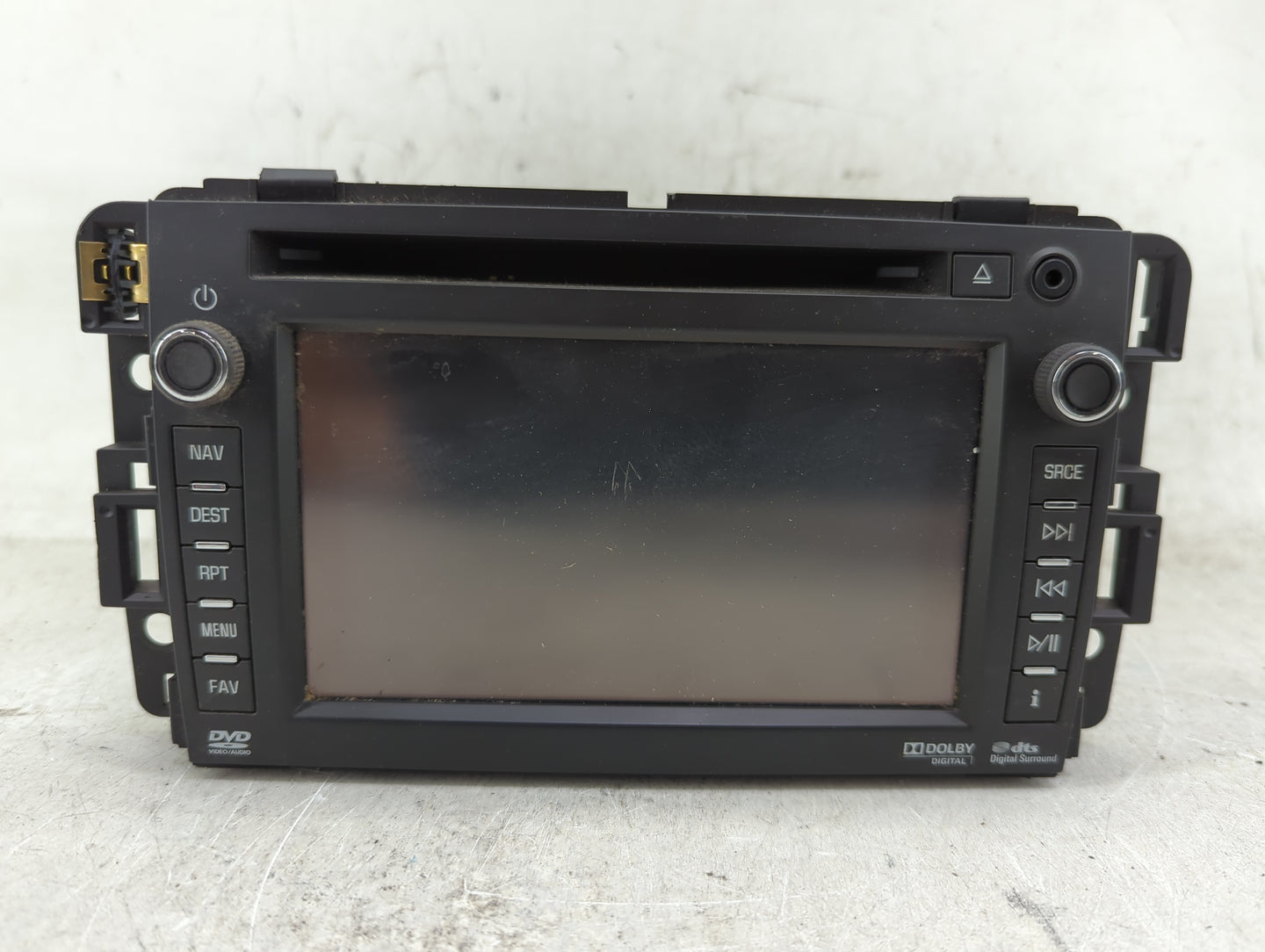 2013 Chevrolet Suburban Radio AM FM Cd Player Receiver Replacement Fits OEM Used Auto Parts - Oemusedautoparts1.com