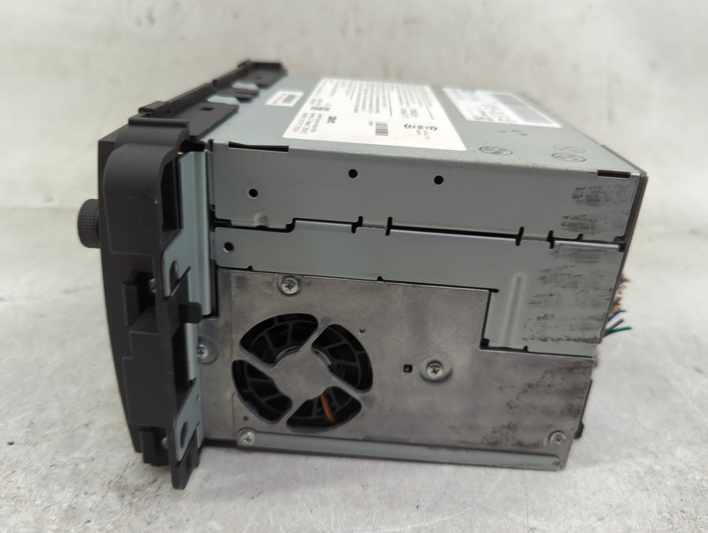2013 Chevrolet Suburban Radio AM FM Cd Player Receiver Replacement Fits OEM Used Auto Parts - Oemusedautoparts1.com