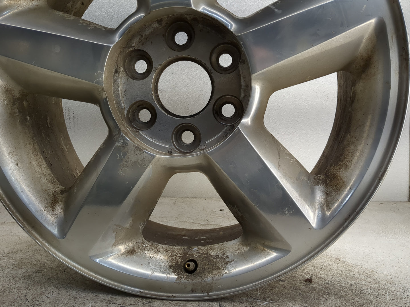 2007-2009 Chevrolet Suburban 1500 Oem Wheel Rim - Oemusedautoparts1.com