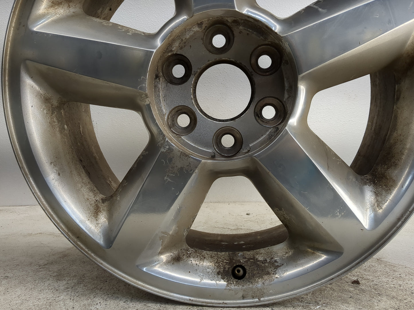 2007-2009 Chevrolet Suburban 1500 Oem Wheel Rim - Oemusedautoparts1.com