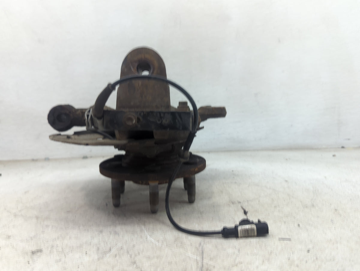 2007-2014 Chevrolet Suburban 1500 Drivers Front Spindle Knuckle Oem 1309017 - Oemusedautoparts1.com