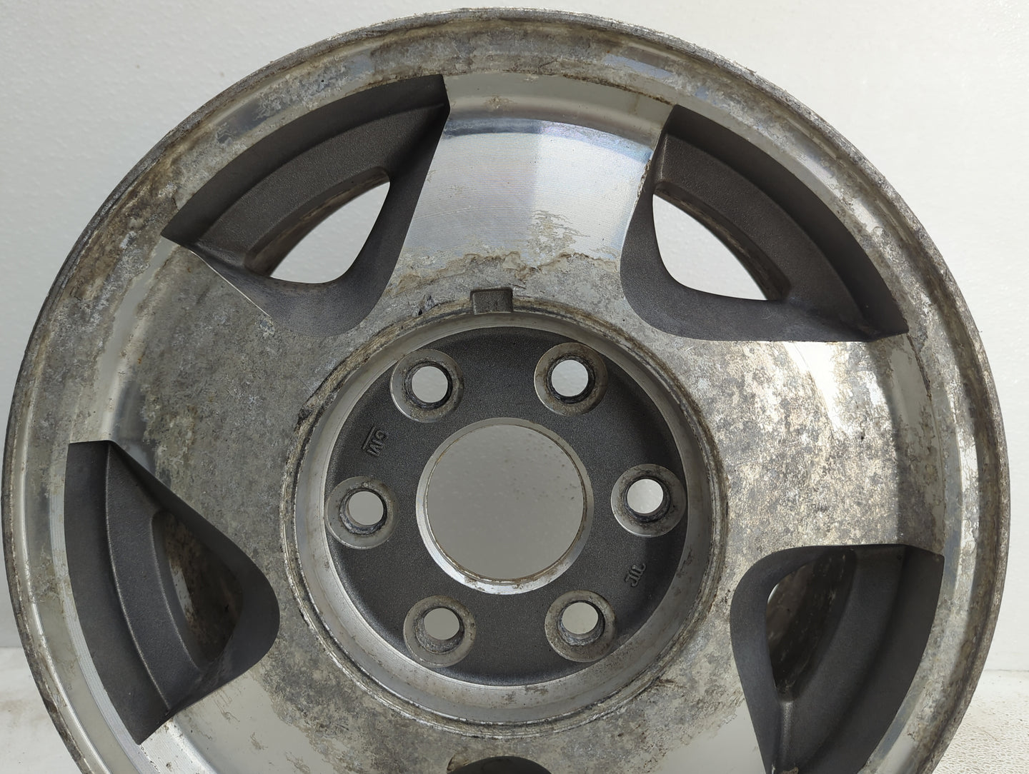 1995-1999 Chevrolet Tahoe Oem Wheel Rim - Oemusedautoparts1.com