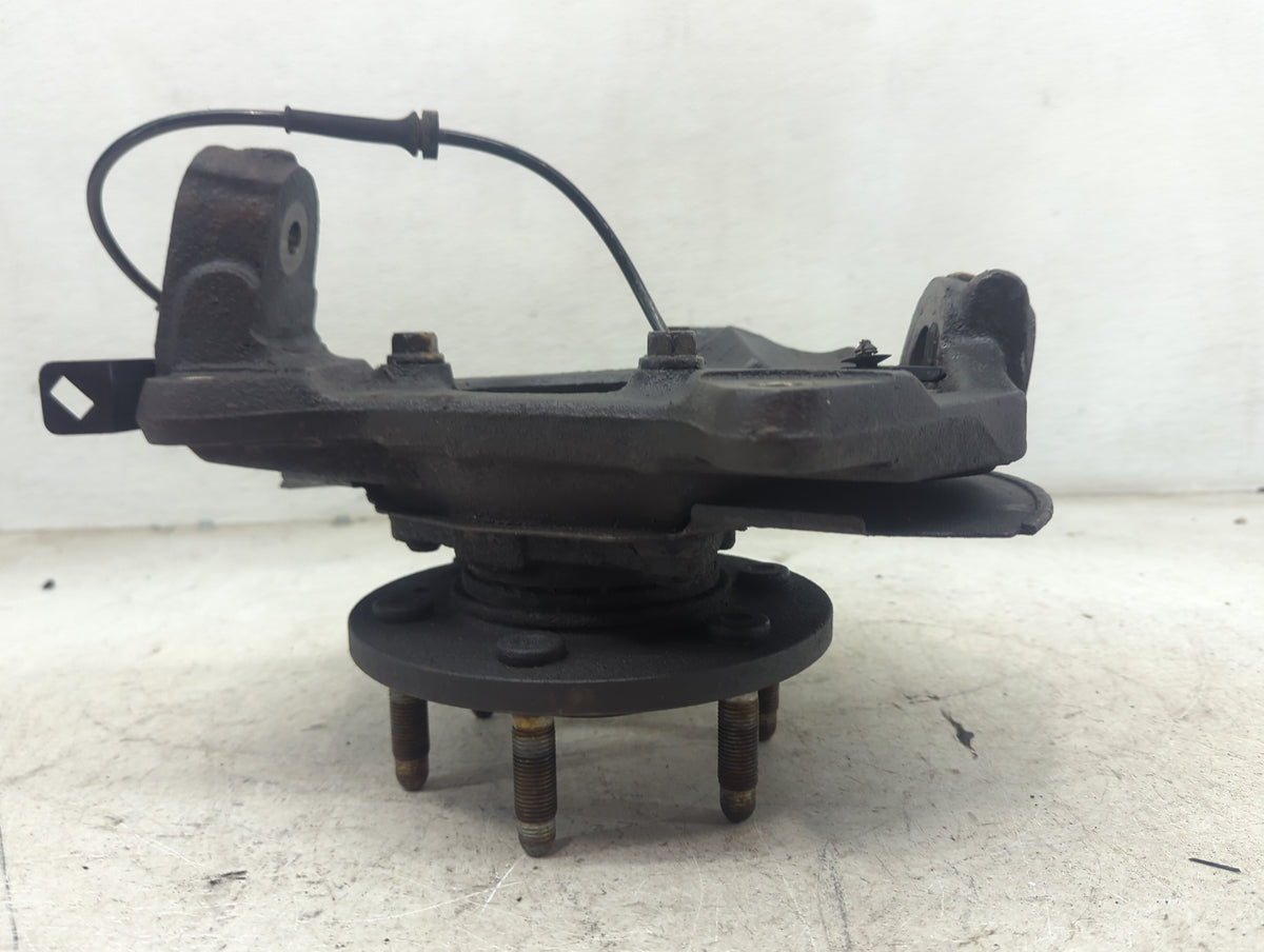 2007-2014 Chevrolet Tahoe Drivers Front Spindle Knuckle Oem - Oemusedautoparts1.com