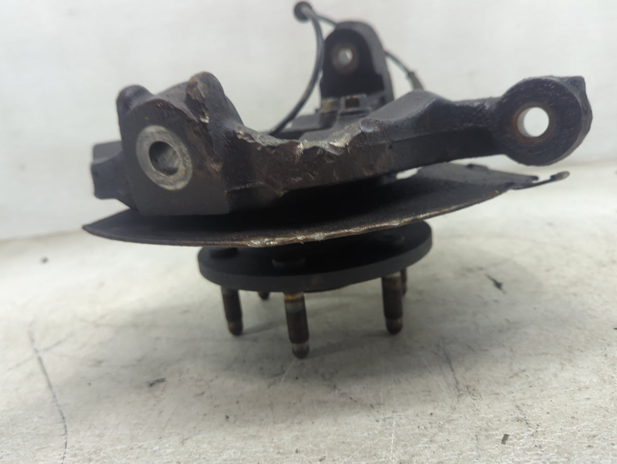 2007-2014 Chevrolet Tahoe Drivers Front Spindle Knuckle Oem - Oemusedautoparts1.com