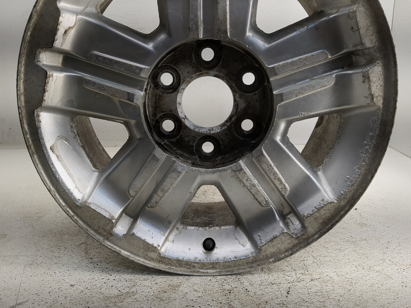 2007-2007 Chevrolet Tahoe Oem Wheel Rim - Oemusedautoparts1.com