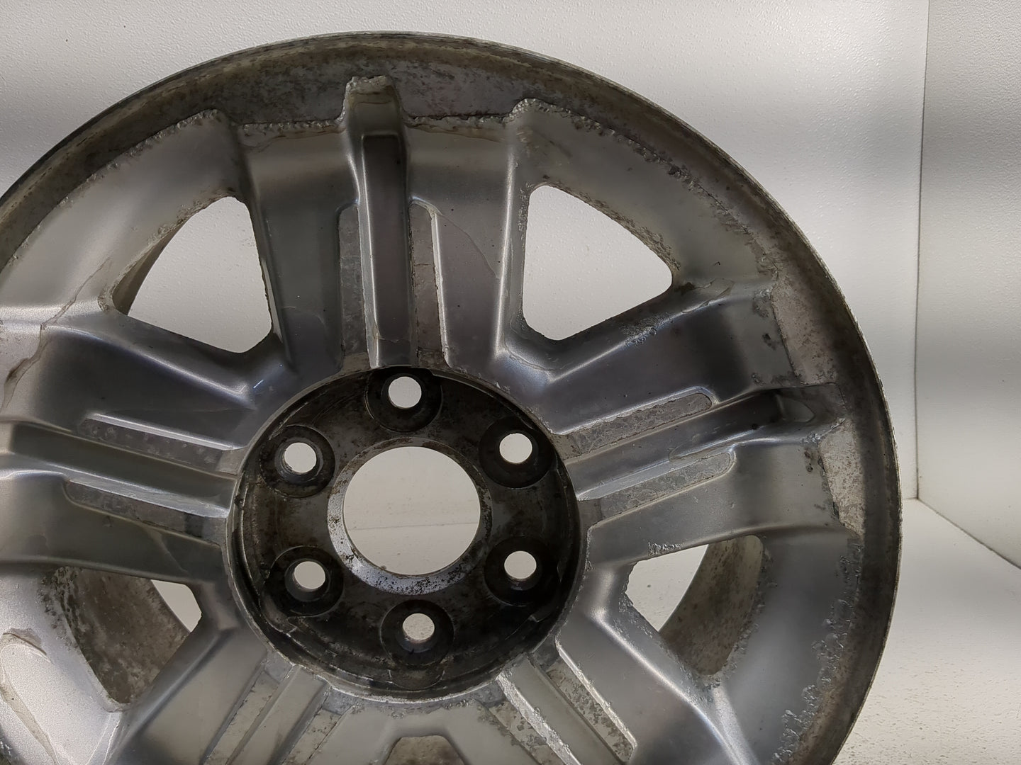2007-2007 Chevrolet Tahoe Oem Wheel Rim - Oemusedautoparts1.com