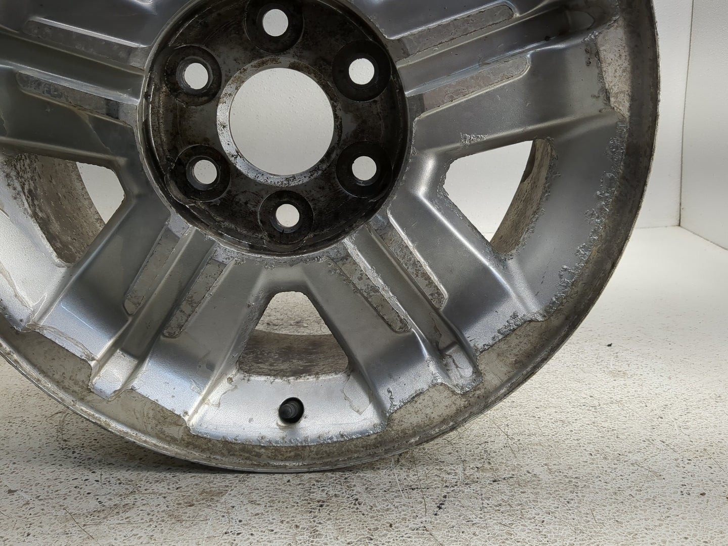 2007-2007 Chevrolet Tahoe Oem Wheel Rim - Oemusedautoparts1.com