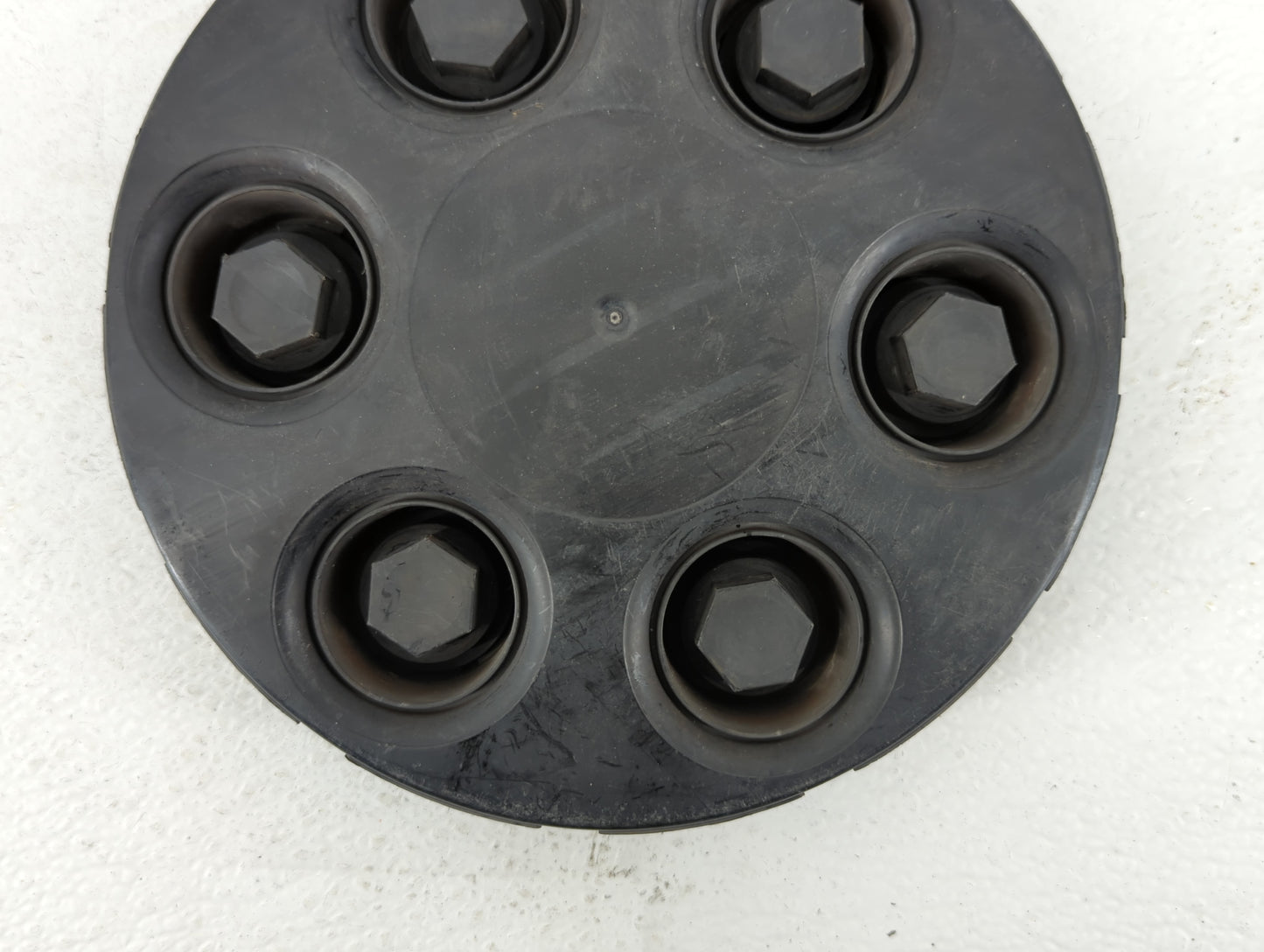 Chevrolet Tahoe Rim Wheel Center Cap - Oemusedautoparts1.com