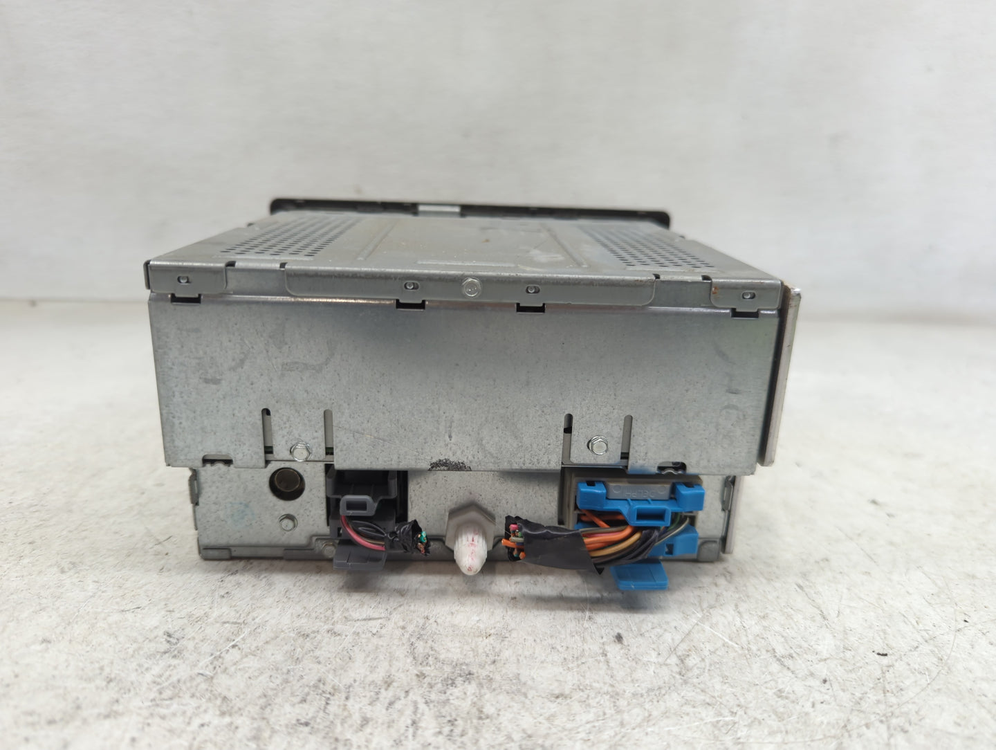 2005-2006 Chevrolet Trailblazer Radio AM FM Cd Player Receiver Replacement Fits Fits 2005 2006 2007 OEM Used Auto Parts - Oe