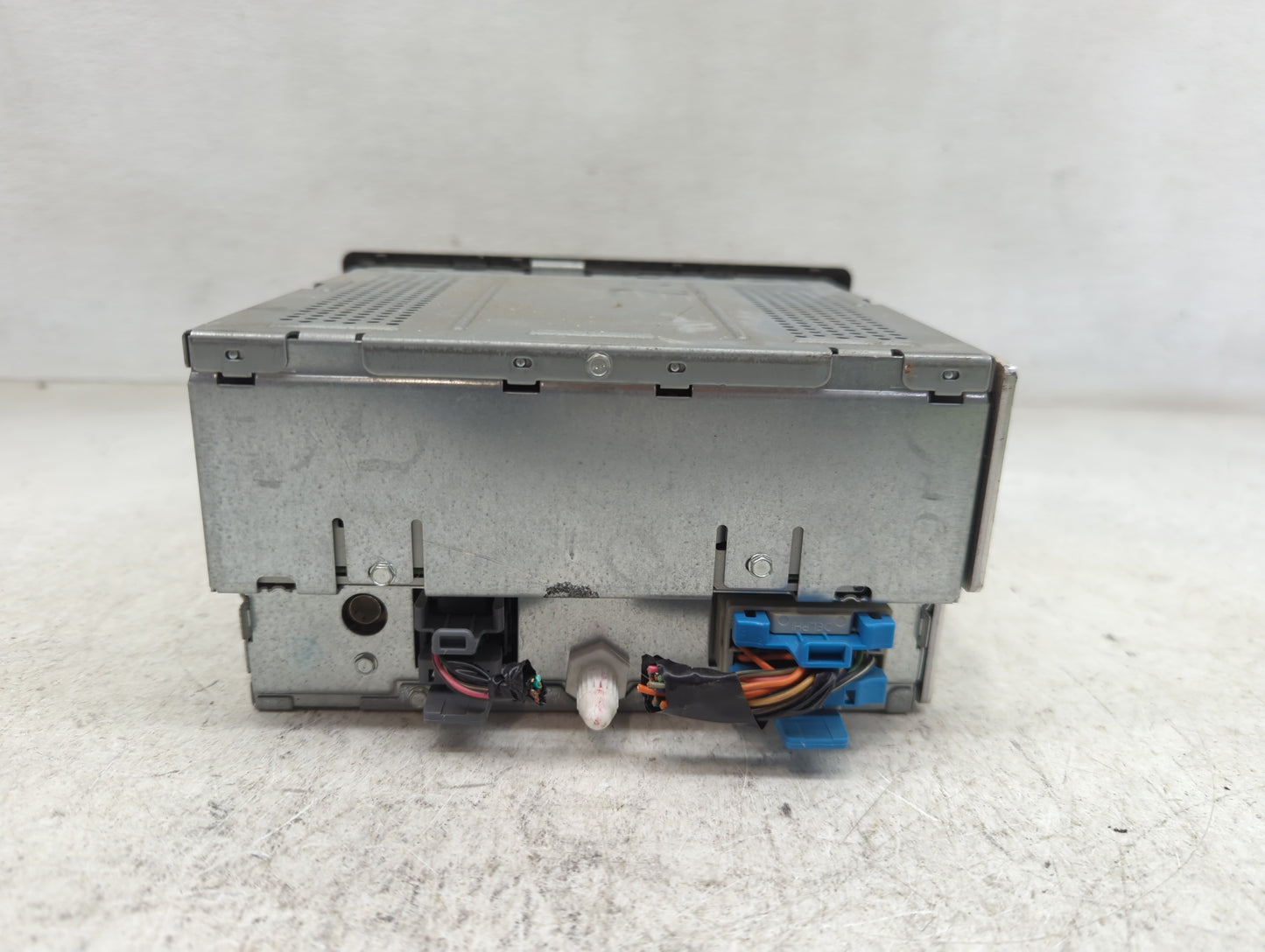 2005-2006 Chevrolet Trailblazer Radio AM FM Cd Player Receiver Replacement Fits Fits 2005 2006 2007 OEM Used Auto Parts - Oe