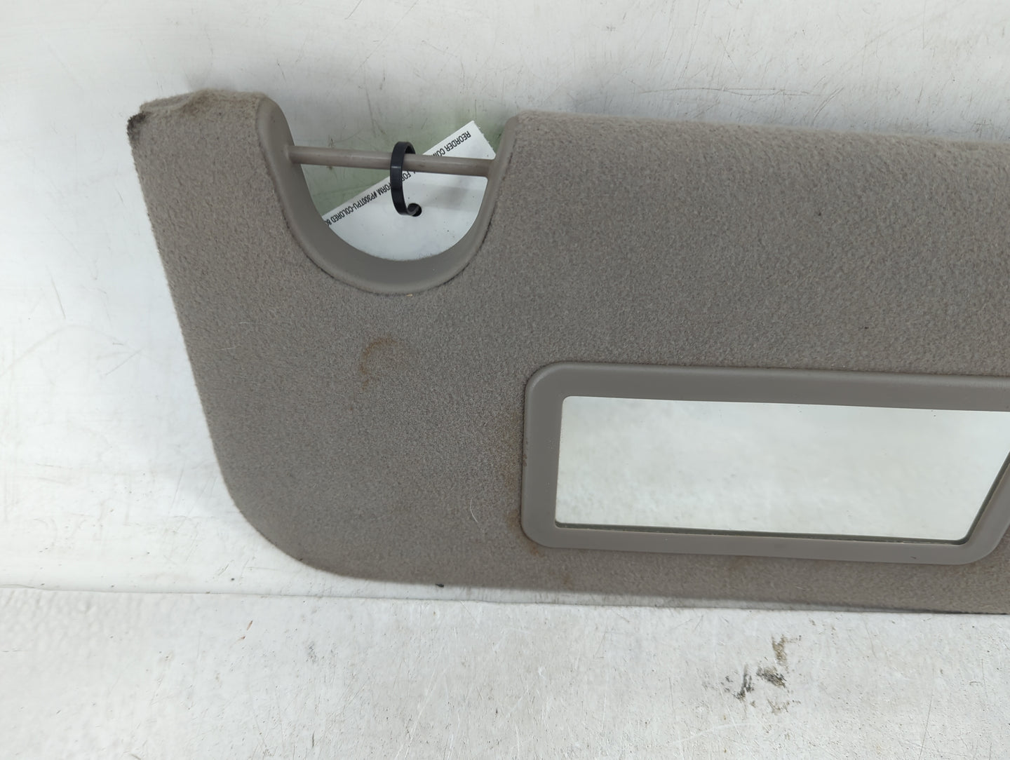 2002-2004 Chevrolet Trailblazer Sun Visor Shade Replacement Passenger Right Mirror Fits Fits 2002 2003 2004 OEM Used Auto Pa