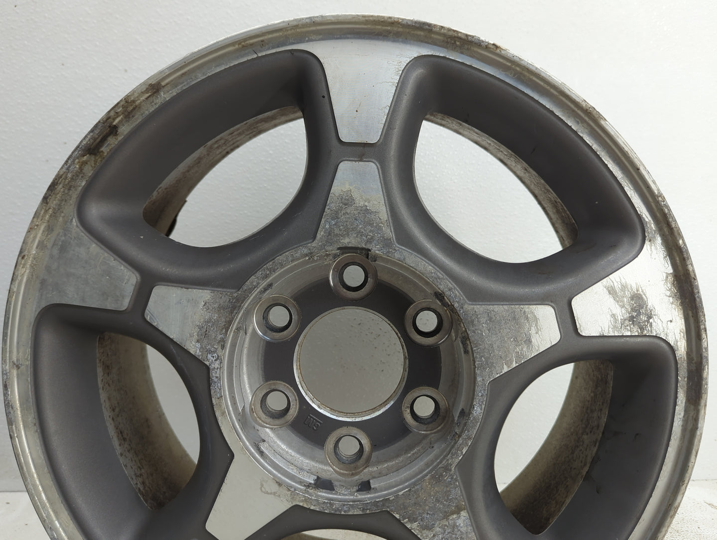 2004-2009 Chevrolet Trailblazer Oem Wheel Rim - Oemusedautoparts1.com
