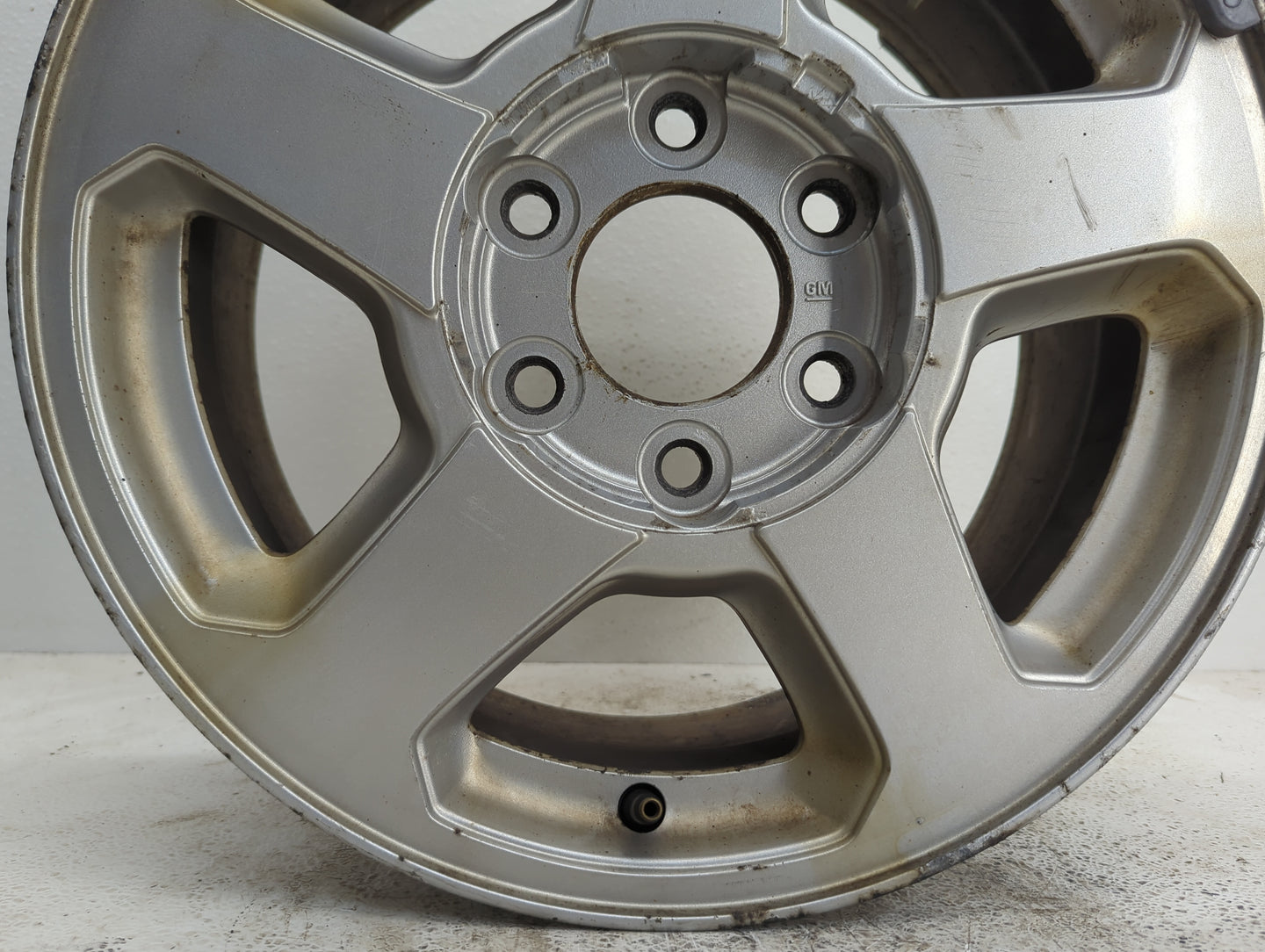 2002-2006 Chevrolet Trailblazer Oem Wheel Rim - Oemusedautoparts1.com