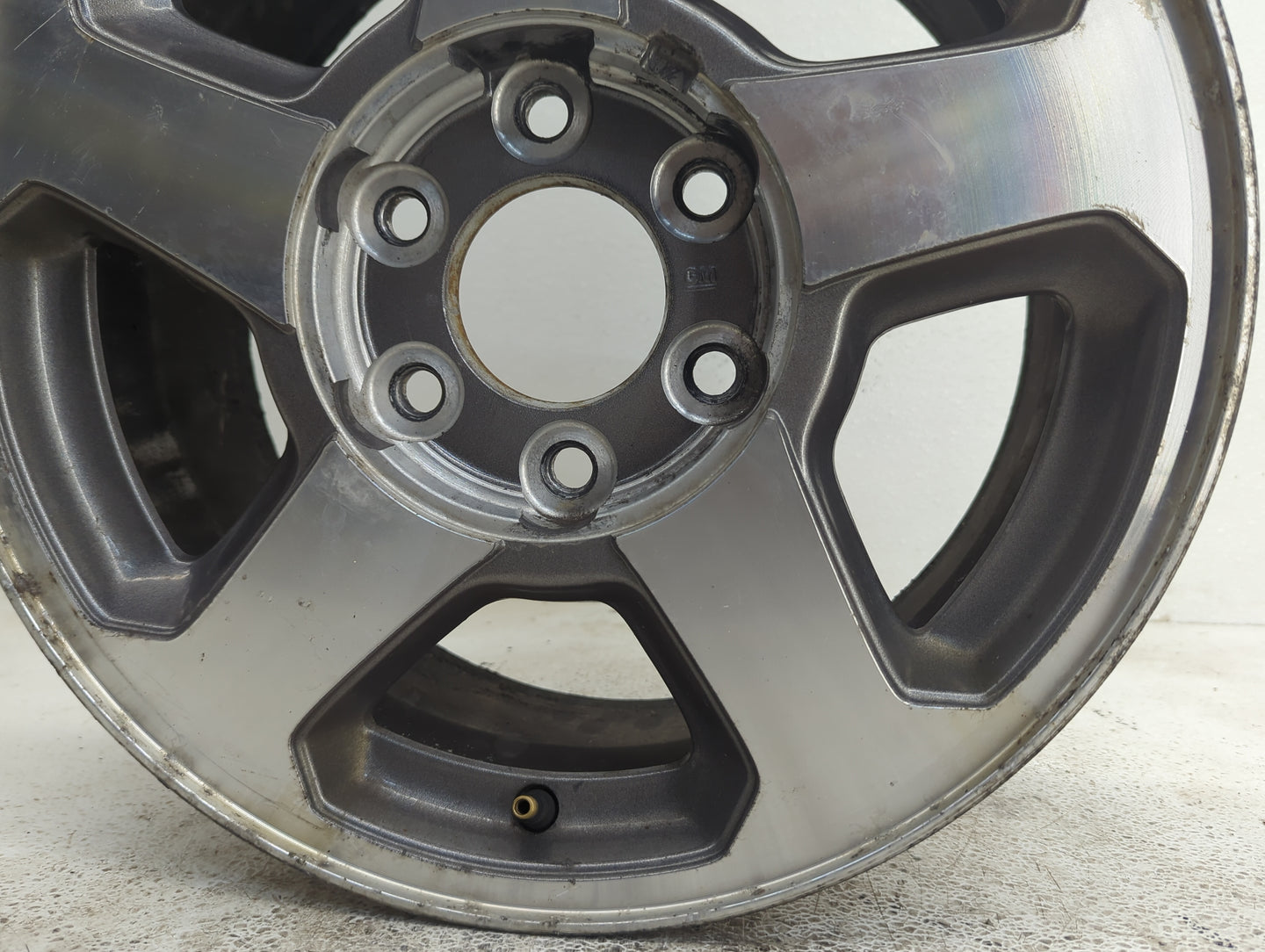 2002-2006 Chevrolet Trailblazer Oem Wheel Rim - Oemusedautoparts1.com