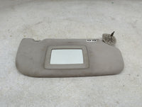 2005-2007 Chevrolet Trailblazer Sun Visor Shade Replacement Passenger Right Mirror Fits Fits 2005 2006 2007 OEM Used Auto Pa