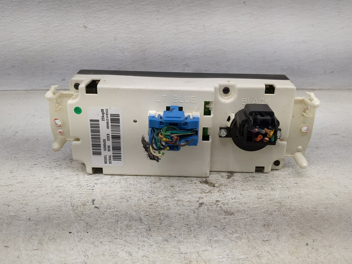 2003-2009 Chevrolet Trailblazer Climate Control Module Temperature AC/Heater Replacement Fits OEM Used Auto Parts - Oemuseda