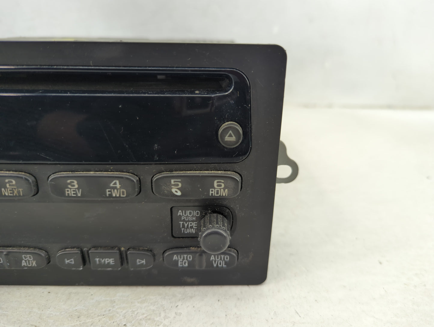 2003-2005 Chevrolet Trailblazer Radio AM FM Cd Player Receiver Replacement Fits Fits 2003 2004 2005 2006 OEM Used Auto Parts