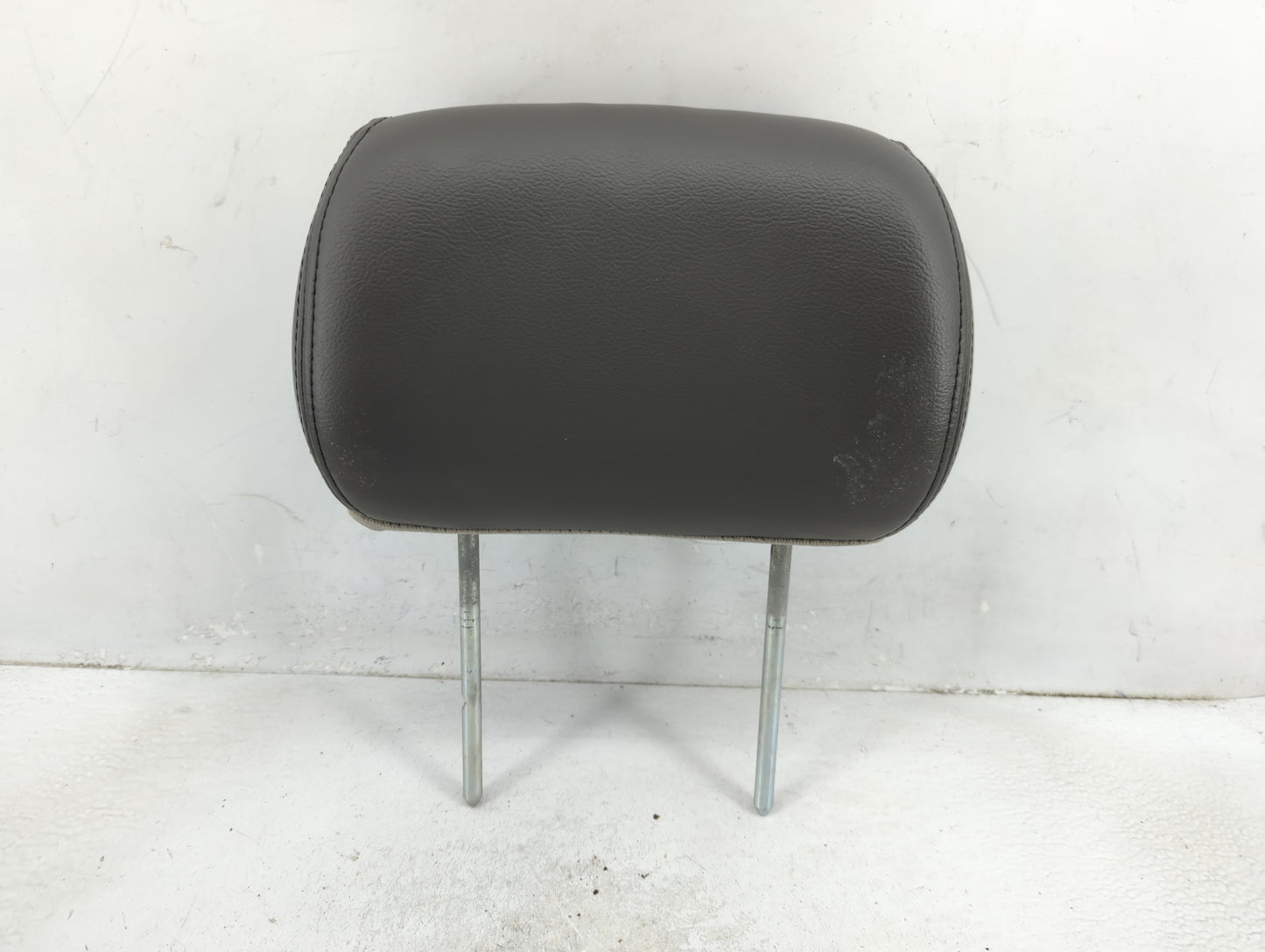 Head Rests 2002 CHEVROLET TRAILBLAZER - Oemusedautoparts1.com