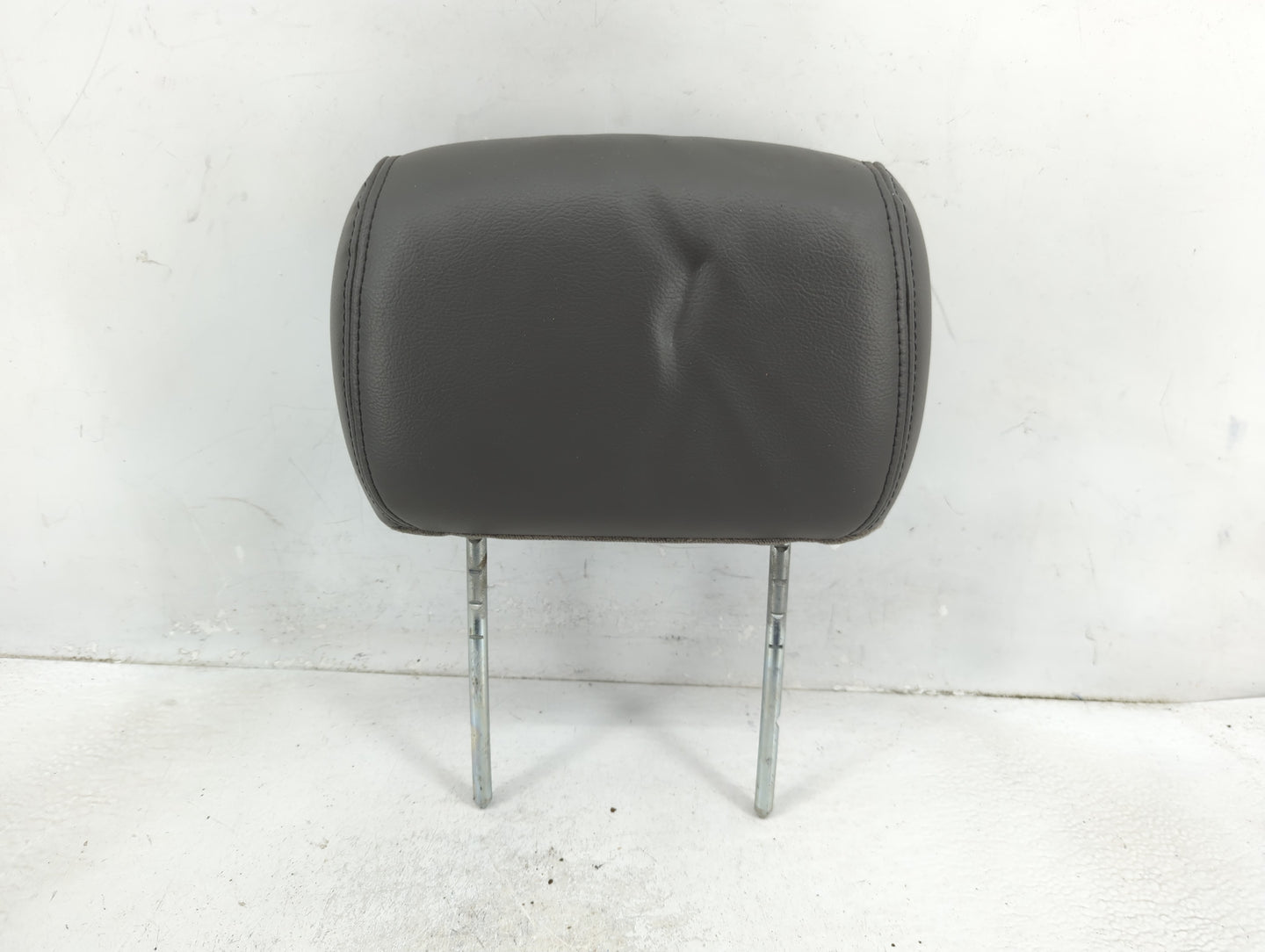 Head Rests 2002 CHEVROLET TRAILBLAZER - Oemusedautoparts1.com