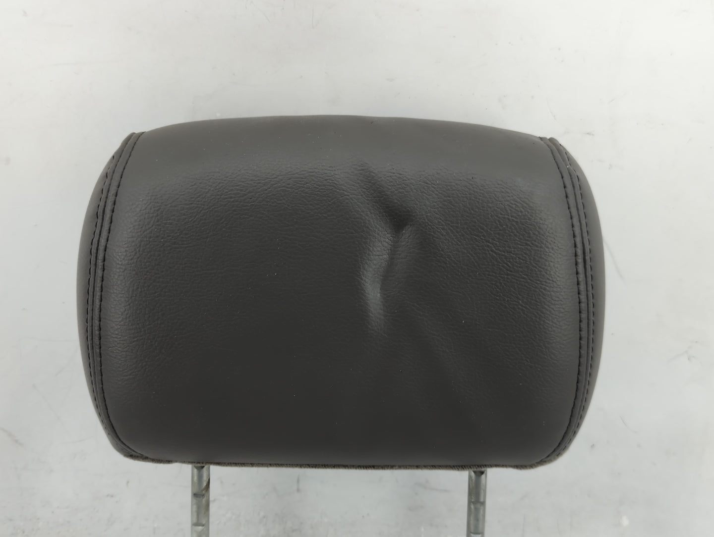 Head Rests 2002 CHEVROLET TRAILBLAZER - Oemusedautoparts1.com