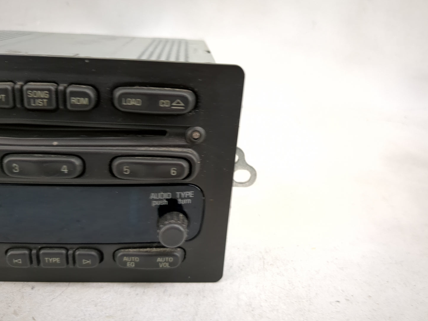 2005-2006 Chevrolet Trailblazer Radio AM FM Cd Player Receiver Replacement Fits Fits 2005 2006 2007 OEM Used Auto Parts - Oe