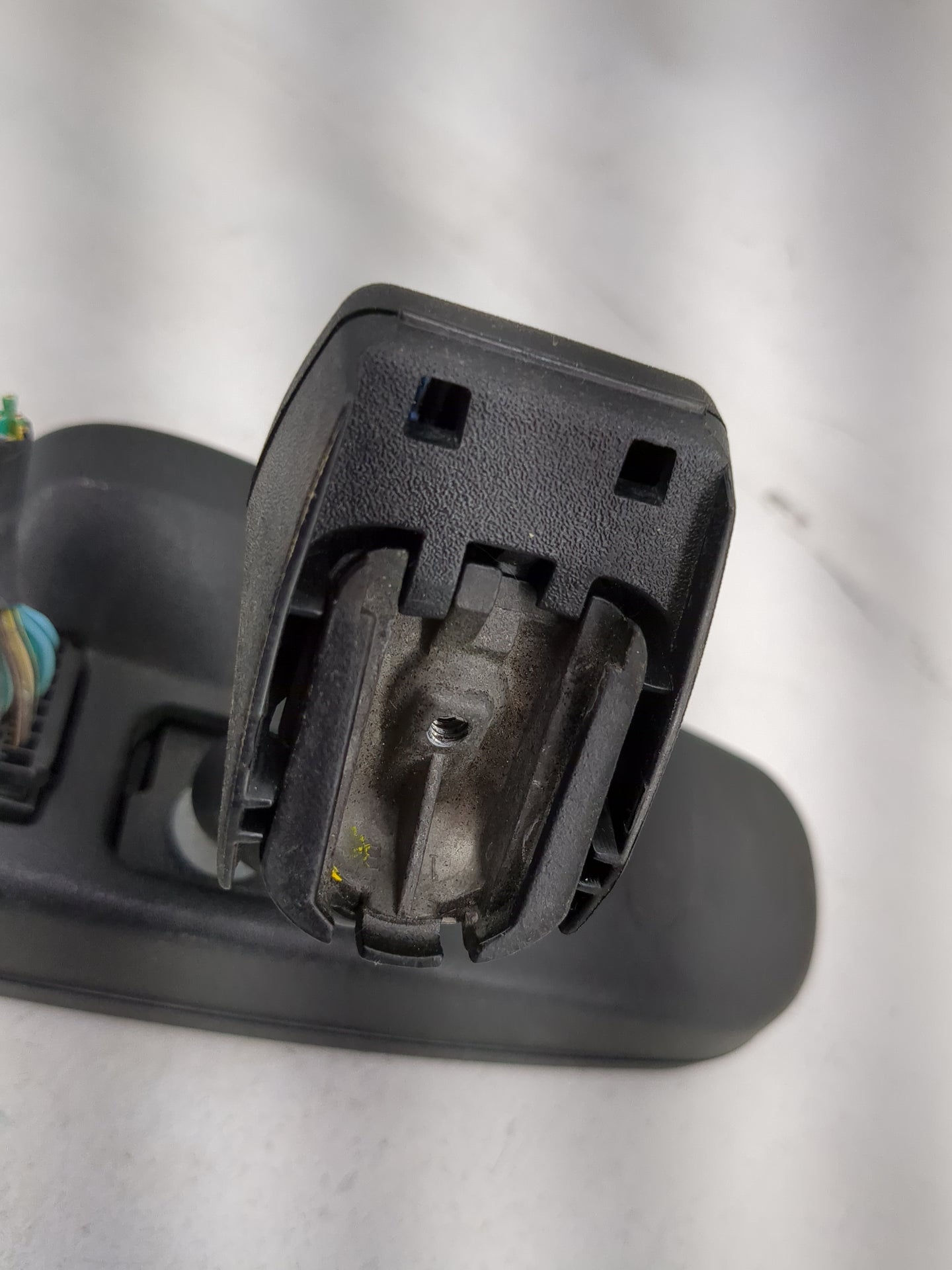 0 Chevrolet Trailblazer Ext Interior Rear View Mirror Replacement OEM Fits OEM Used Auto Parts - Oemusedautoparts1.com