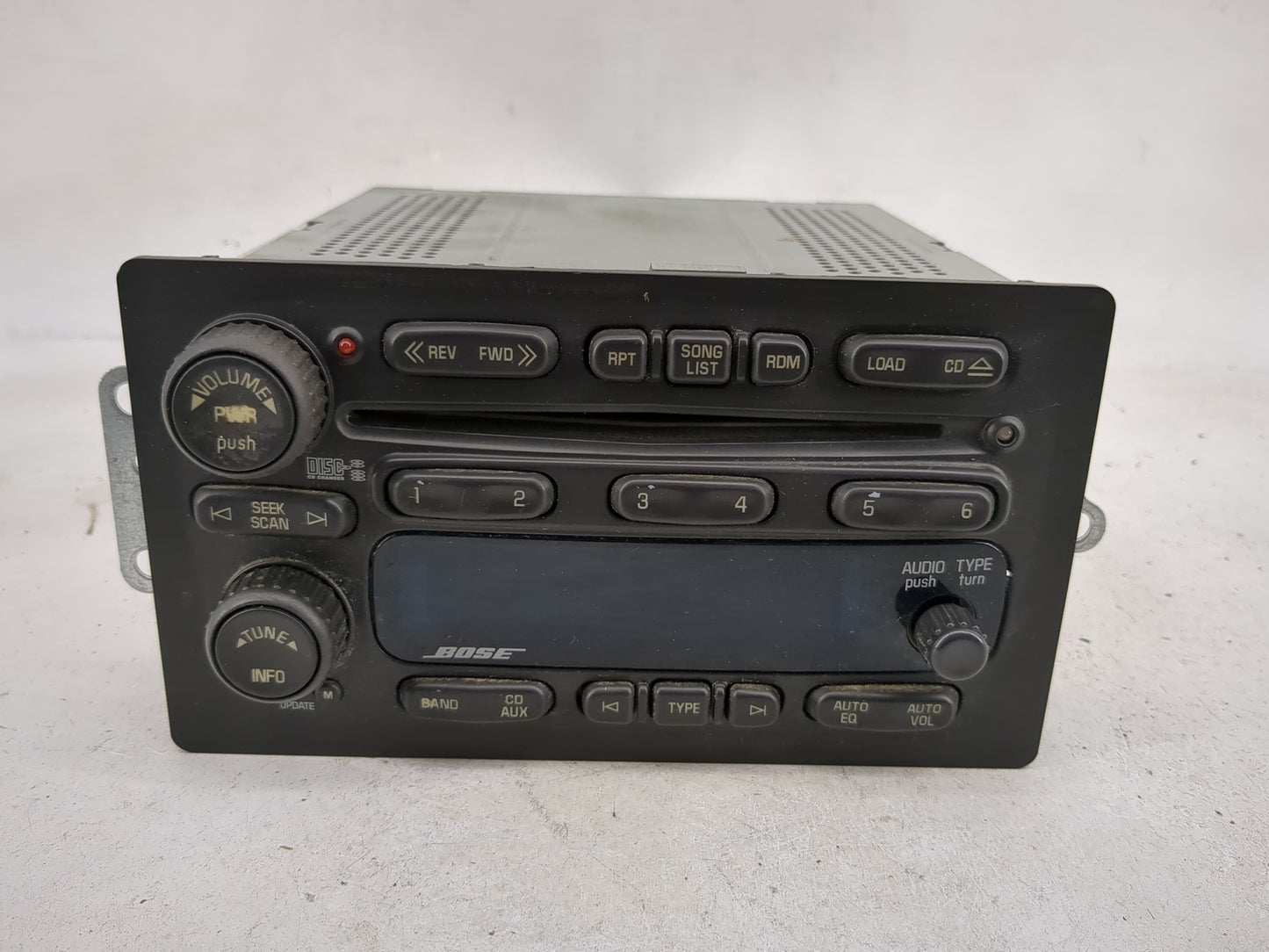 2002-2005 Chevrolet Trailblazer Ext Radio AM FM Cd Player Receiver Replacement Fits Fits 2002 2003 2004 2005 OEM Used Auto P