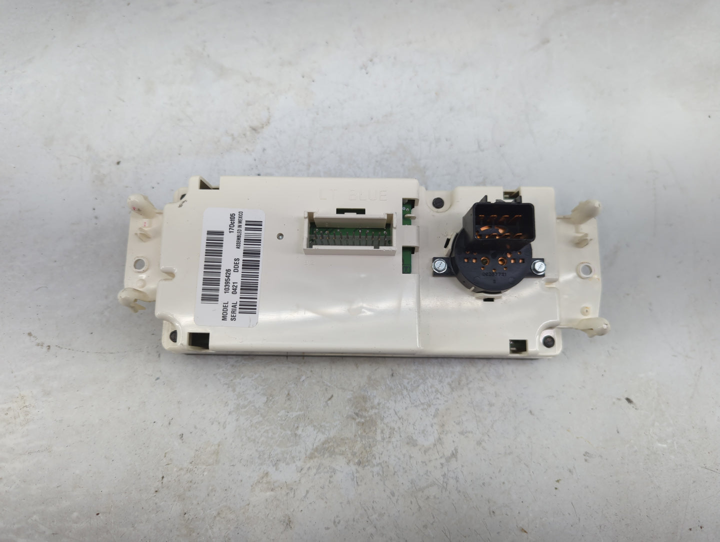 2002-2006 Chevrolet Trailblazer Ext Climate Control Module Temperature AC/Heater Replacement Fits Fits 2002 2003 2004 2005 2