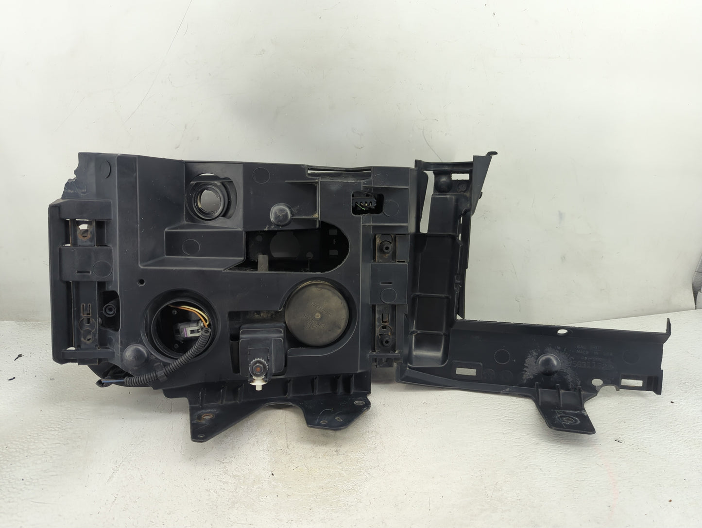 2002 Chevrolet Trailblazer Ext Driver Left Oem Head Light Headlight Lamp - Oemusedautoparts1.com