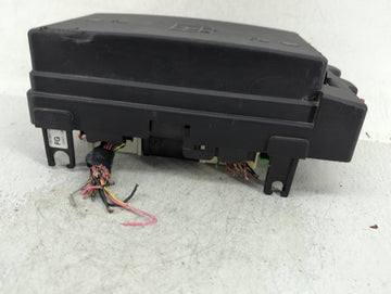 0 Chevrolet Trail Blazer Fusebox Fuse Box Panel Relay Module Fits Fits 204 2005 OEM Used Auto Parts