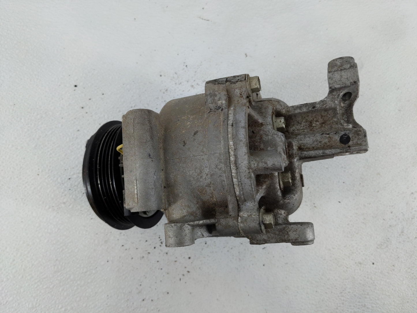 Chevrolet Trail Blazer Air Conditioning A/c Ac Compressor Oem - Oemusedautoparts1.com