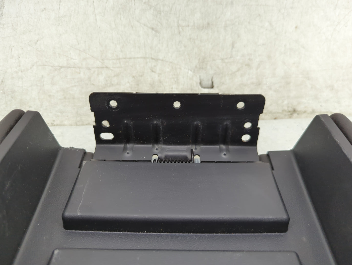 0 Chevrolet Traverse Center Console Armrest Cover Lid Fits OEM Used Auto Parts - Oemusedautoparts1.com