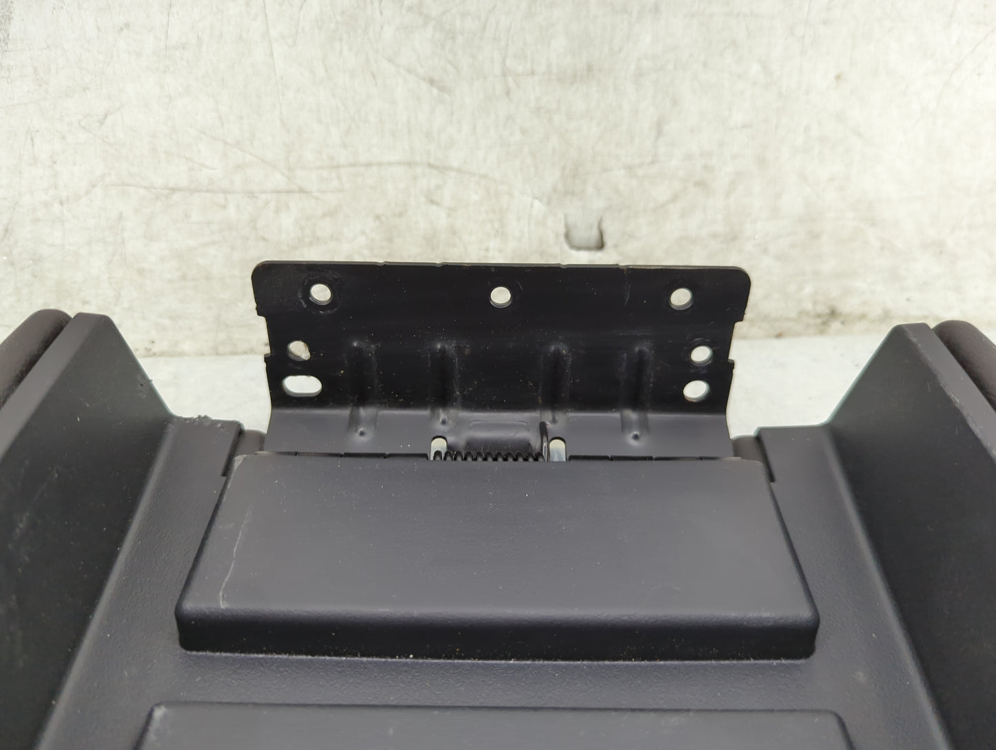 0 Chevrolet Traverse Center Console Armrest Cover Lid Fits OEM Used Auto Parts - Oemusedautoparts1.com