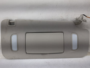 0 Chevrolet Traverse Sun Visor Shade Replacement Passenger Right Mirror Fits OEM Used Auto Parts - Oemusedautoparts1.com