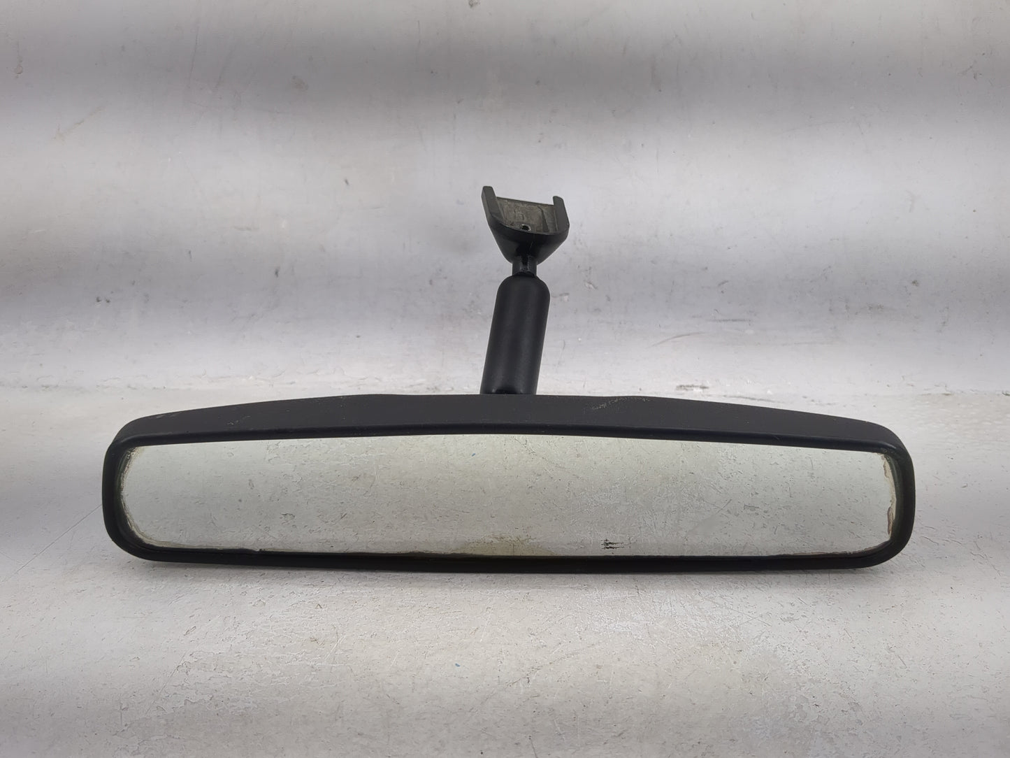 2017 Chevrolet Traverse Interior Rear View Mirror Replacement OEM Fits OEM Used Auto Parts - Oemusedautoparts1.com