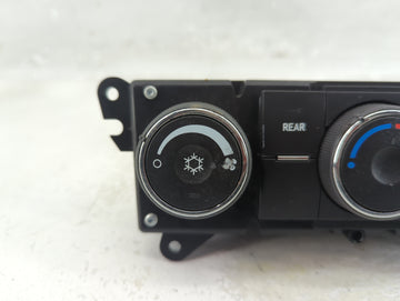 0 Chevrolet Traverse Climate Control Module Temperature AC/Heater Replacement Fits OEM Used Auto Parts