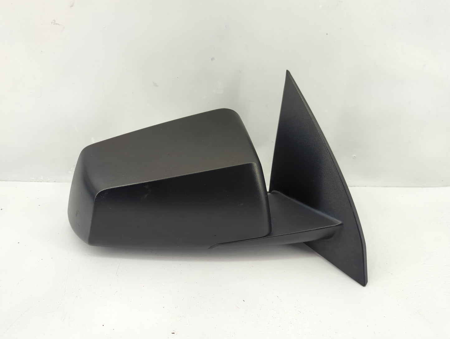 2015-2017 Chevrolet Traverse Passenger Side View Mirror - Right Door Mirror OEM Used - Oemusedautoparts1.com