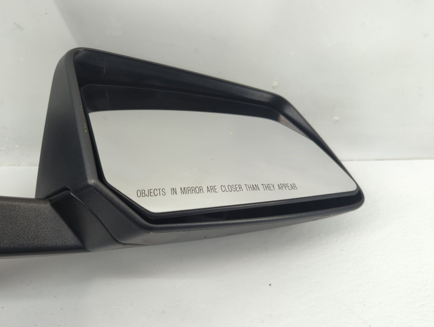 2015-2017 Chevrolet Traverse Passenger Side View Mirror - Right Door Mirror OEM Used - Oemusedautoparts1.com