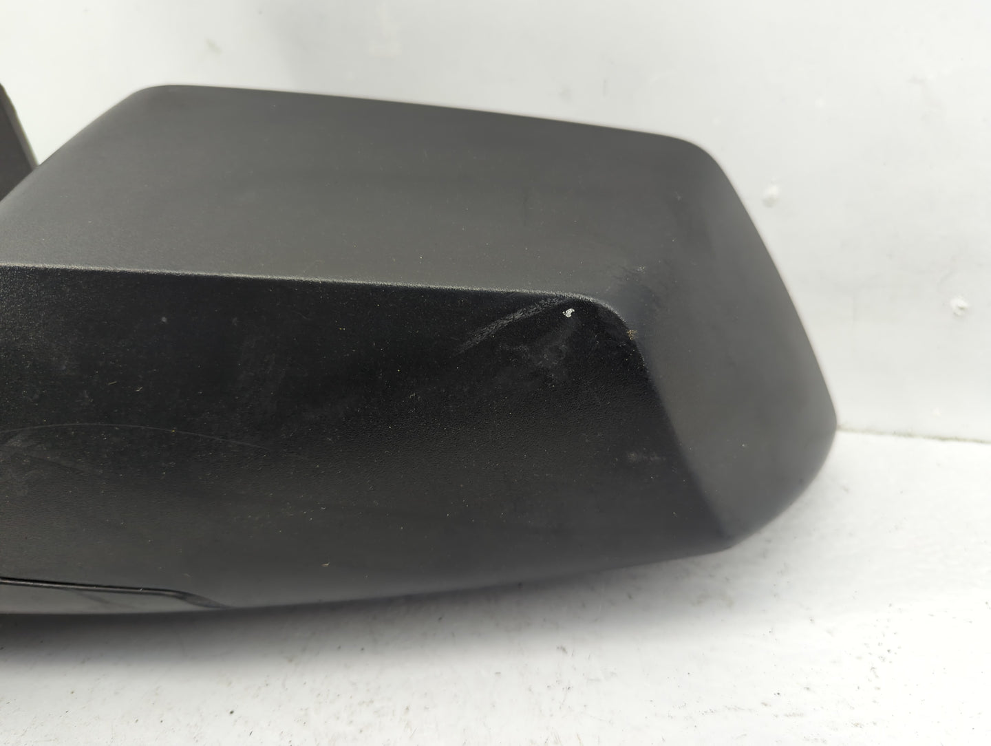 2015-2017 Chevrolet Traverse Driver Side View Mirror - Left Door Mirror OEM Used - Oemusedautoparts1.com