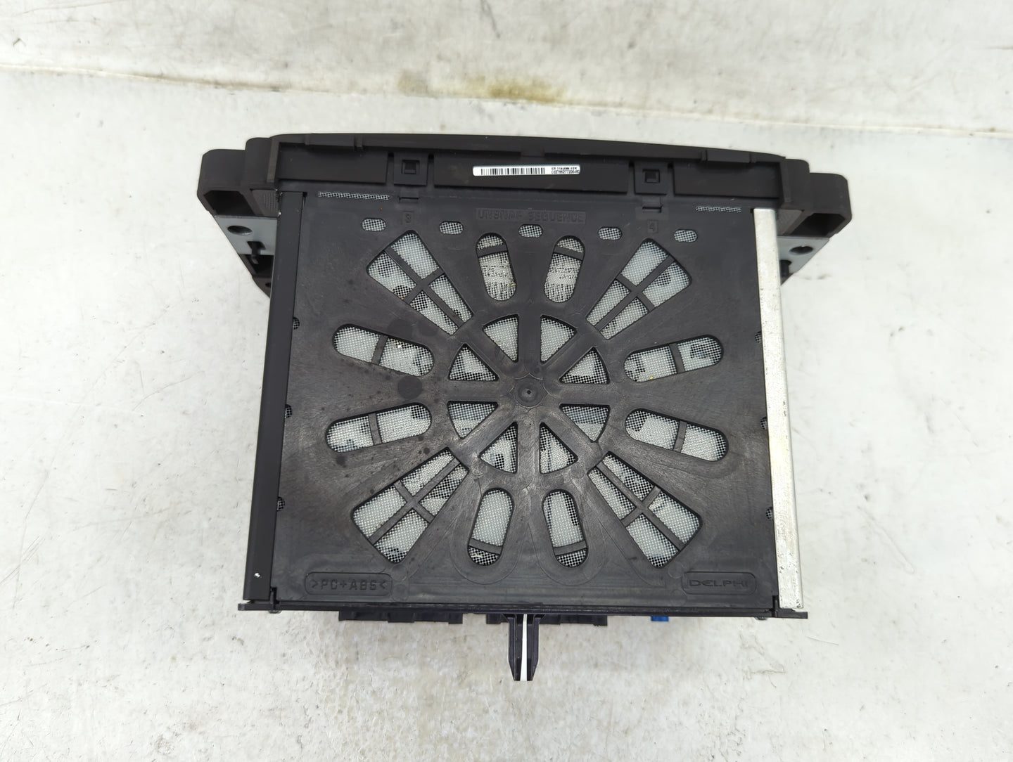 Chevrolet Traverse Information Display Screen - Oemusedautoparts1.com