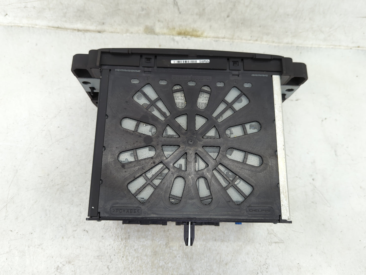 Chevrolet Traverse Information Display Screen - Oemusedautoparts1.com
