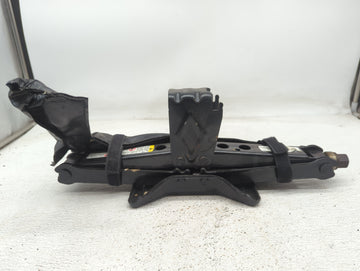 Chevrolet Traverse Spare Scissor Car Jack - Oemusedautoparts1.com