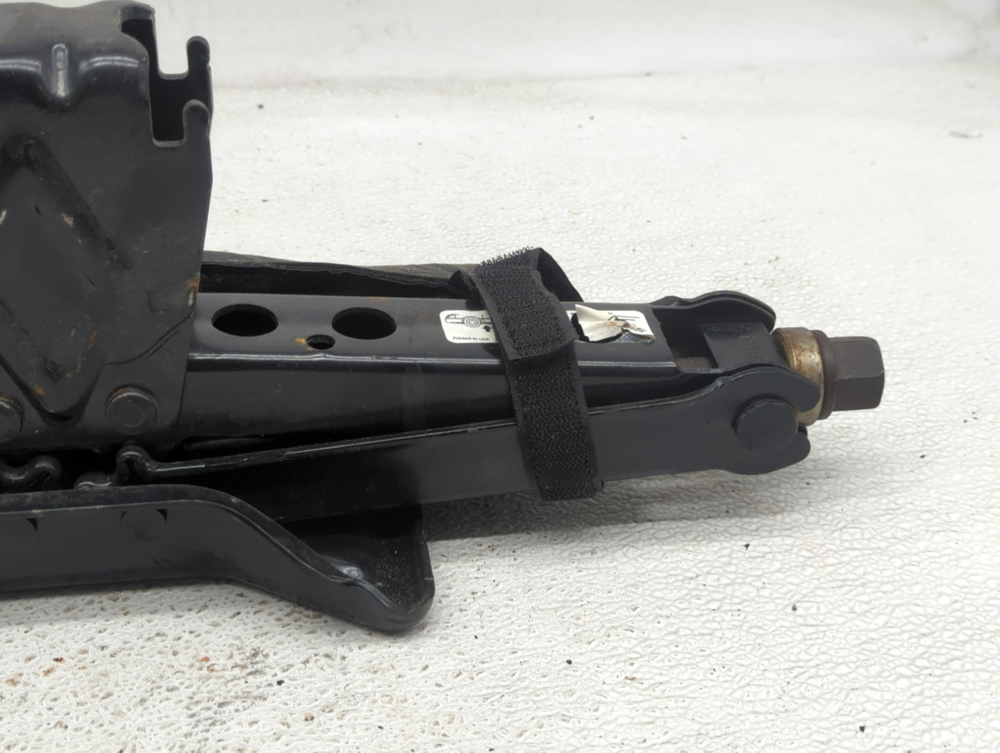 Chevrolet Traverse Spare Scissor Car Jack 934073 - Oemusedautoparts1.com