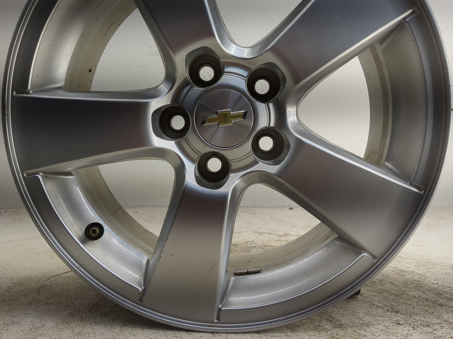 2014-2016 Chevrolet Trax Oem Wheel Rim - Oemusedautoparts1.com