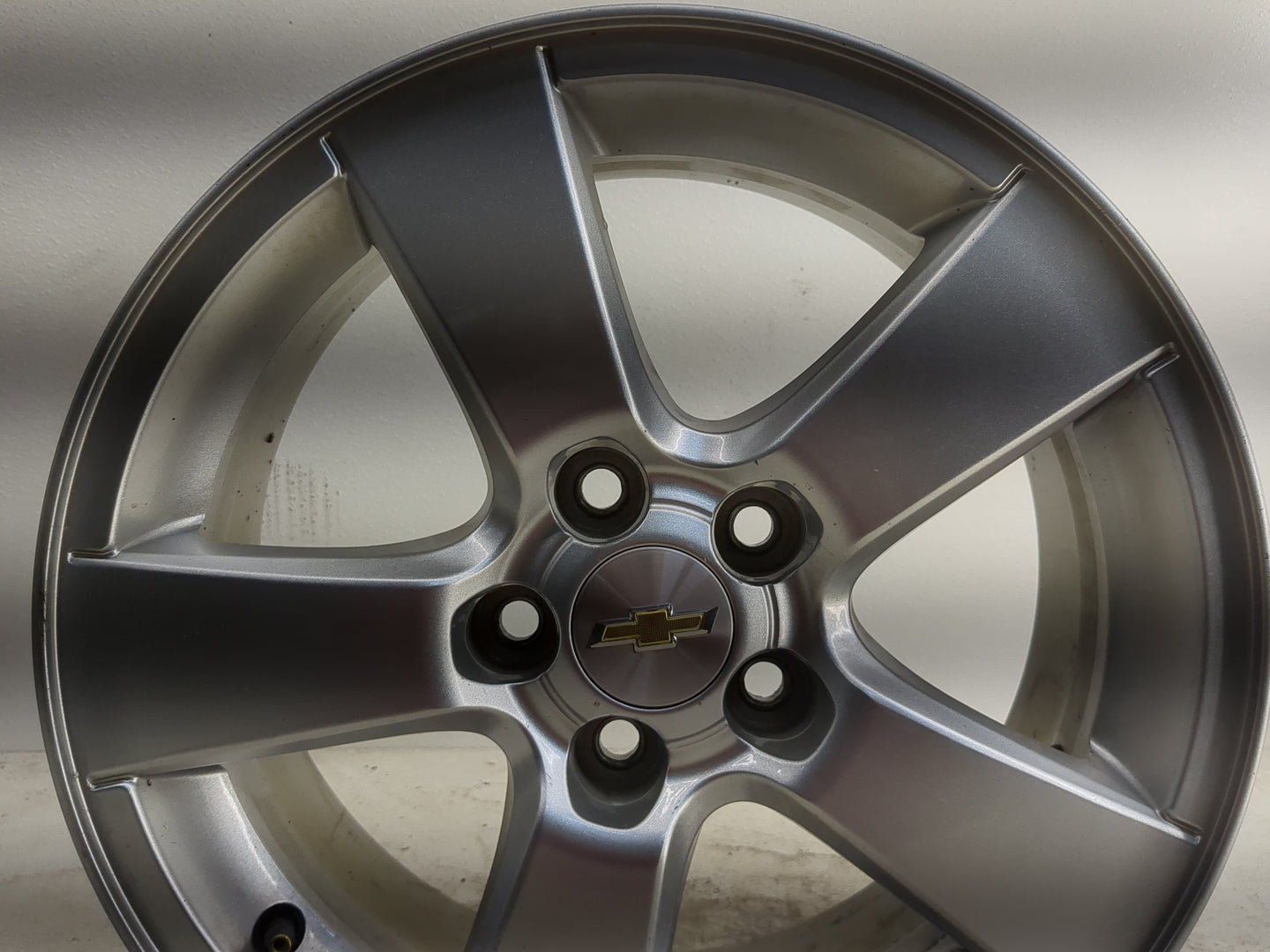 2014-2016 Chevrolet Trax Oem Wheel Rim - Oemusedautoparts1.com