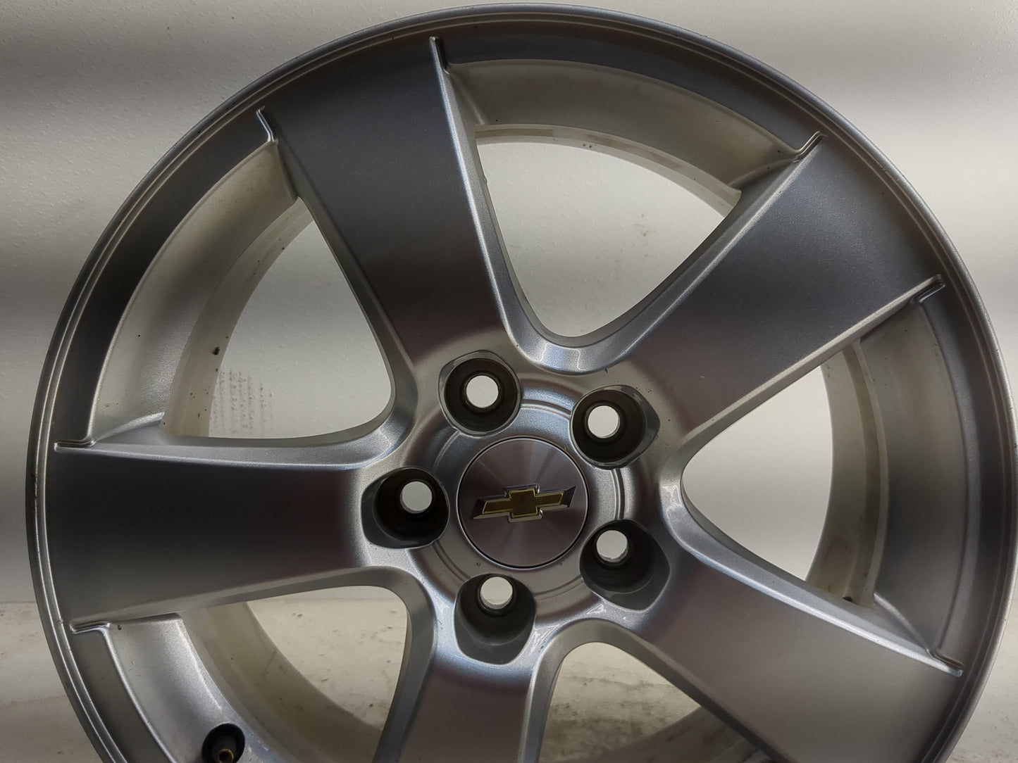 2014-2016 Chevrolet Trax Oem Wheel Rim - Oemusedautoparts1.com