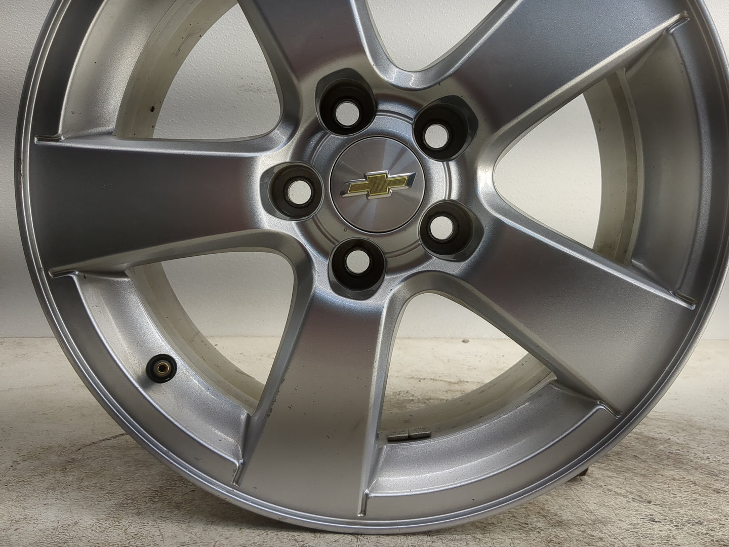 2014-2016 Chevrolet Trax Oem Wheel Rim - Oemusedautoparts1.com