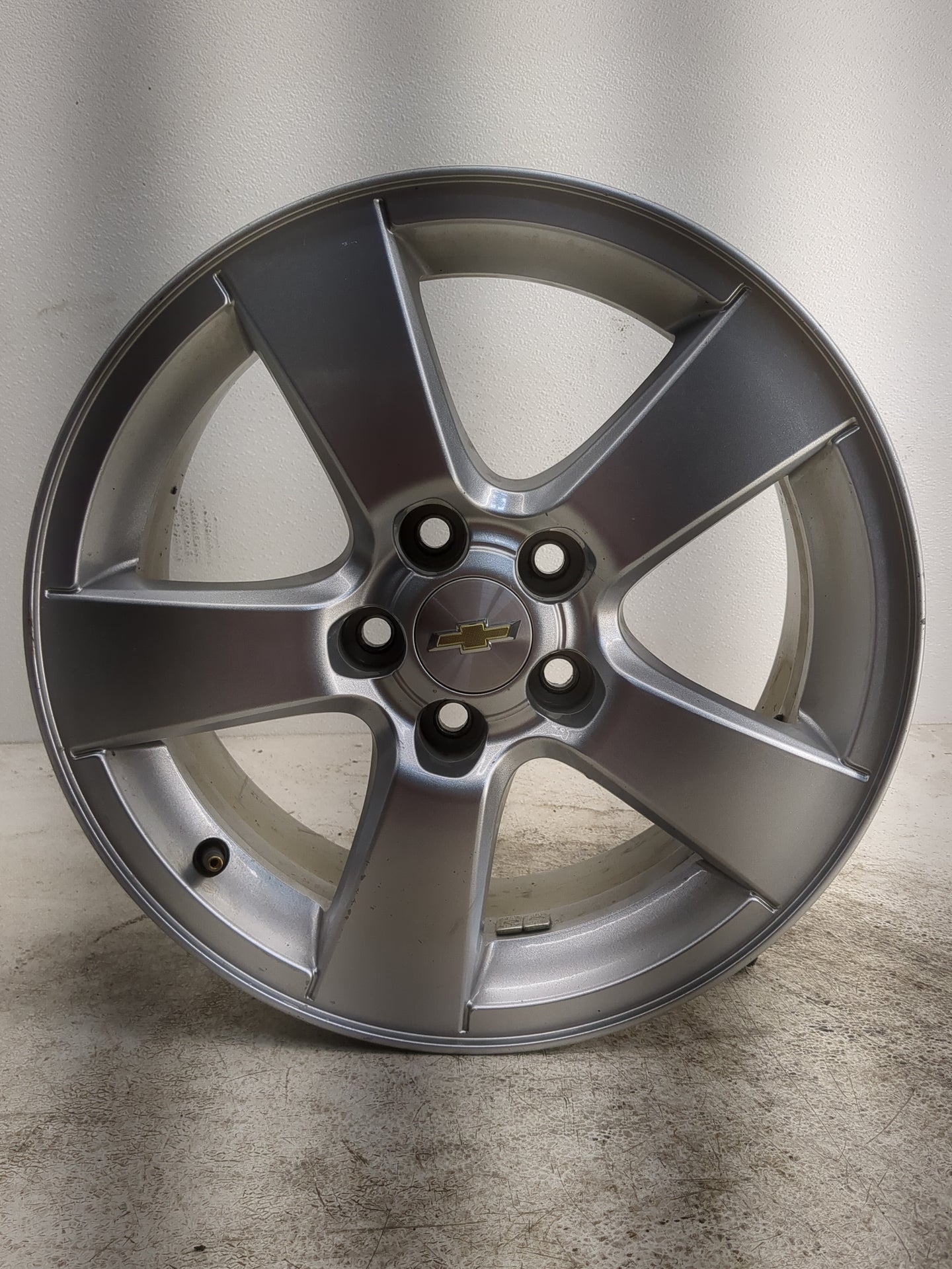 2014-2016 Chevrolet Trax Oem Wheel Rim - Oemusedautoparts1.com