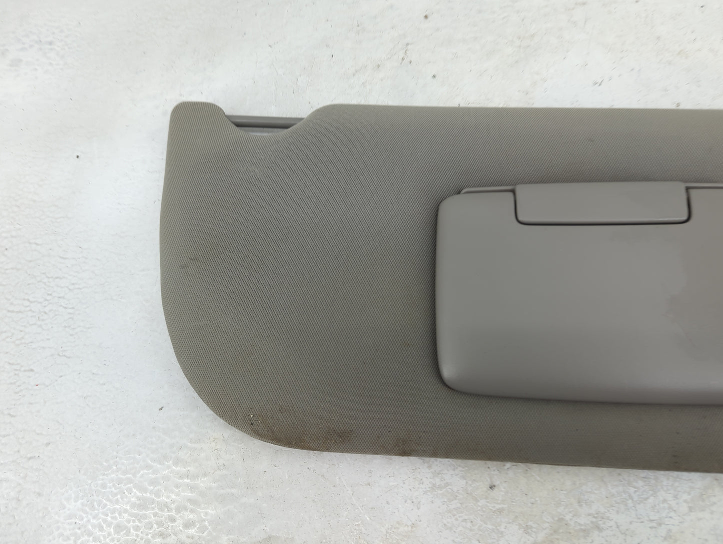 2005-2009 Chevrolet Uplander Sun Visor Shade Replacement Passenger Right Mirror Fits Fits 2005 2006 2007 2008 2009 OEM Used 
