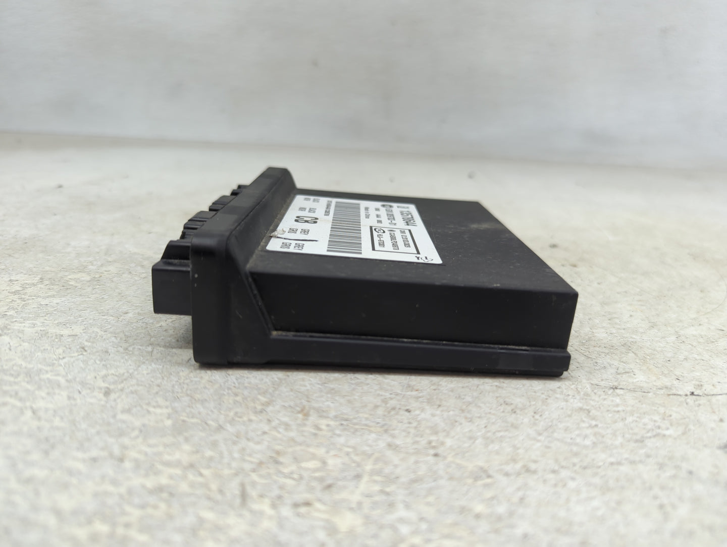 2012-2012 Chevrolet Volt Body Control Module Bcm Inner Cabin Fuse Box - Oemusedautoparts1.com